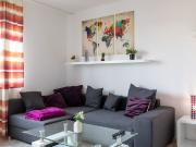 Central flat, clean and quiet!