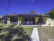 Central Forster Living Moments from Lake & Beach