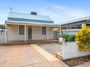 Central Kalgoorlie Cottage – Solid Investment Opportunity