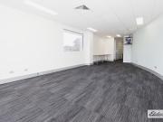 Central Located 119sqm Office Central Located 119sqm Office