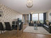 Central Milton Keynes MK9, 3 bed flat to rent, £3,593...