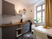 Central – Modern Studio Apartment  Fully Furnished &...