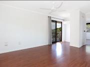 Centrally located 2 bedroom unit