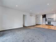 Centrally located apartment on Bell Street