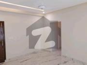 Centrally Located Facing Park Flat Available In Askari...