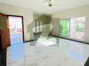 Centrally Located House In Falcon Complex New Malir Is...