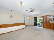 Centrally located townhouse!