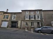 Centre du village Propriété de village avec potentiel de...