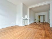 CENTRE HISTORIQUE Appartement 120m2 avec balconnets