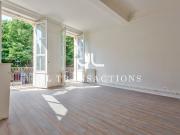 Centre ville de Bordeaux T3 lumineux avec balcons