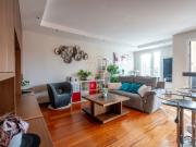 Centre ville, résidence bien entretenue, bel appartement...