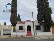 Céntrica casa de 1 planta en renta