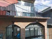 ¡Céntrica y Accesible! Venta de Casa en Campamento 2 de...