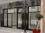 Céntrico local comercial, a pasos del Centro Comercial...