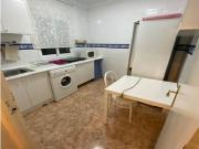 Centro Arenal, junto a la Torre del Oro. Excelente...