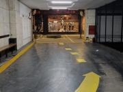 CENTRO COCHERA EN VENTA CON ASENSOR EN PEATONAL