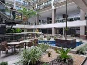 Centro comercial para aluguel tem 65 metros quadrados