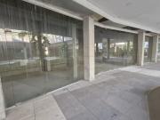 Centro comercial para venda tem 70 metros quadrados em...