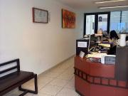 CENTRO DE AREQUIPA, VENDO CASA ALTAMENTE COMERCIAL PARA...