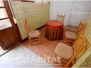 ¡CENTRO DE NULES! MAGNÍFICA CASA ESQUINERA PARA REFORMAR...