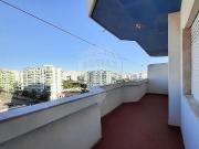 Centro De Quarteira 3 Minutos A Pé Da Praia 60m² Quarteira