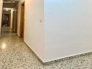 ¡ CENTRO, PISO DE 4 DORMITORIOS Y 2 BAÑOS POR SOLO 900€!
