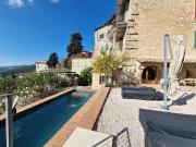 Centro storico con giardino e piccola piscina 400m² Amelia