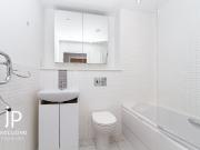 CENTURY WHARF CARDIFF BAY FURNISHED ONE BEDROOM...