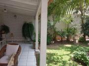 CERCA AL COLEGIO CASUARINAS, CENTRO COMERCIAL LAS...