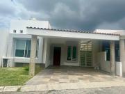 Cerca de galerías Santa Anita