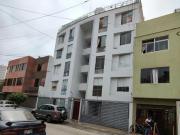 CERCA DE TODO A MEDIA CUADRA DEL PARQUE GALVEZ CHIPOCO...