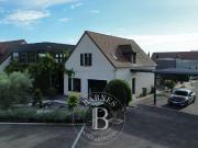 Cerny Lès Bucy 02 Maison avec piscine intérieure 730m² Laon