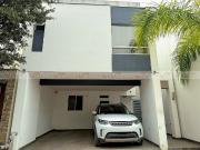 Cerradas de Valle Alto