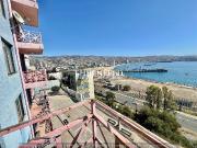 Cerro Barón. Departamento en primera línea con vista al mar