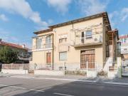 CESENA zona fiorita AC672: AMPIO appartamento 3 letto, 2...