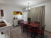 CF1194 CASA EN VENTA Z/ AV. 213 Y AV. FANGIO