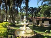 CH 056 Chácara com 5 dormitórios à venda, 5000 m² por R$...