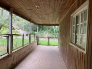 ChÃ¡cara com casa de alvenaria, chalÃ construÃdo com...