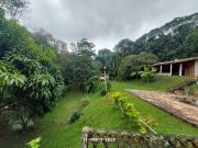 Chác. AT 8400m², útil 4.400m², boa casa 4 drms,...