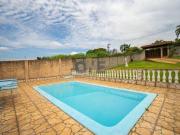 Chacara 1.800m² com 7 dormitórios, sendo 3 suítes para...