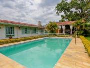 Chacara a Venda com 2600m² no condominio Chácara Tres...