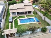 Chácara à Venda com 3 Quartos e 4 banheiros, 1.000 m²...