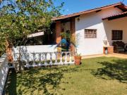 Chácara à venda em condomínio com pomar