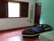 Chácara à venda no Condomínio Vale das Laranjeira...