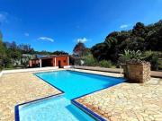 Chácara área com piscina à venda em Suzano com 4000m²