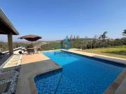 Chácara com 03 dormitórios em condomínio em Ibiuna