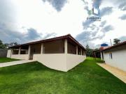 Chácara com 04 dormitórios em Mairinque