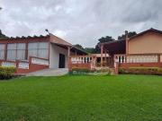 Chácara com 2 dormitórios à venda, 2220 m² por R$...