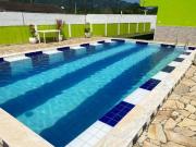 Chácara com 2 quartos e piscina em Peruíbe