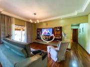 Chácara com 3 dormitórios à venda, 1130 m² por R$...